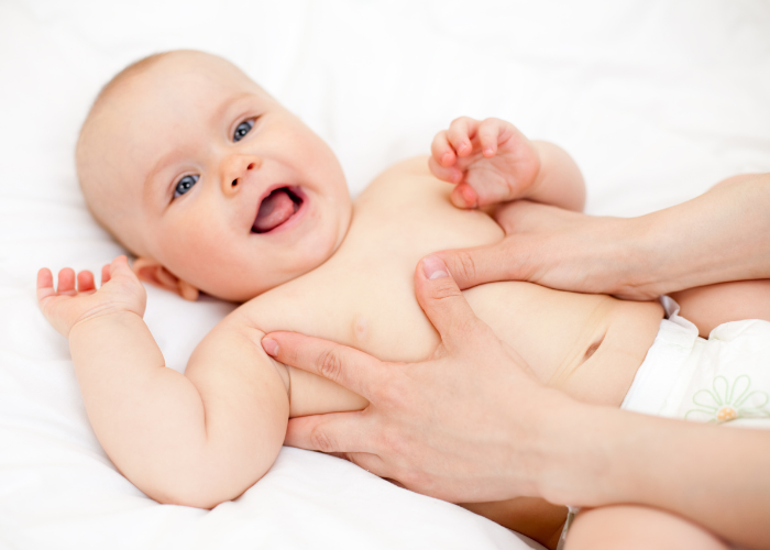 Cara Memijat Bayi yang Benar